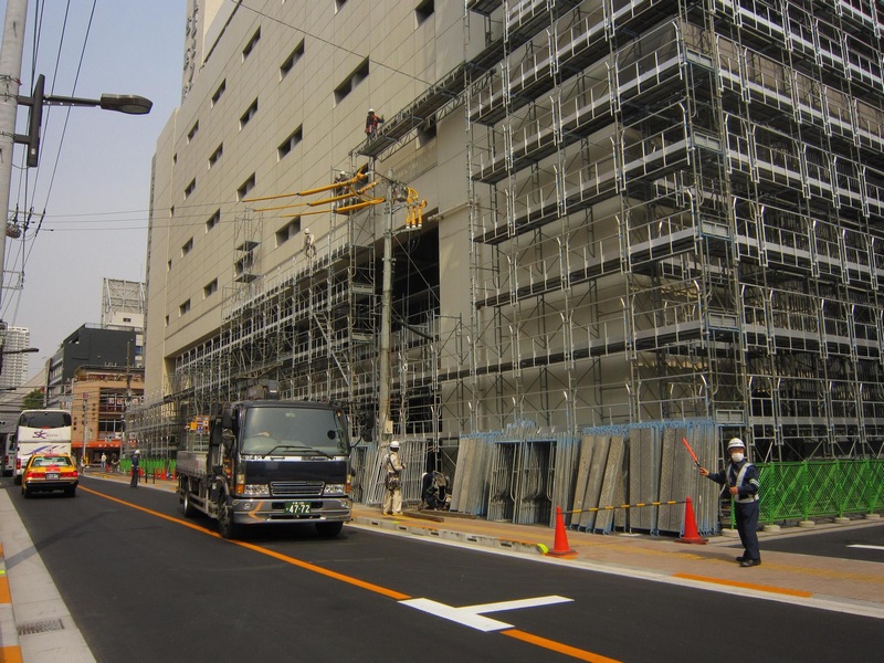 新抚日本三年建筑工
